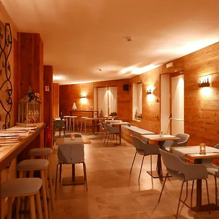 Szálloda Paradiso 3*