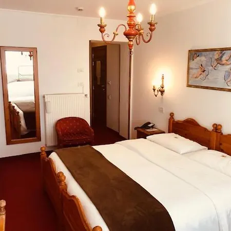 Hotel Paradiso 3*