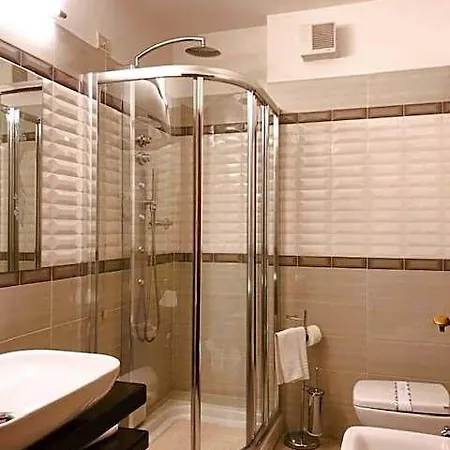 Hotel Paradiso 3*