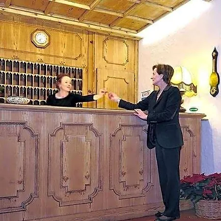 Hotel Paradiso