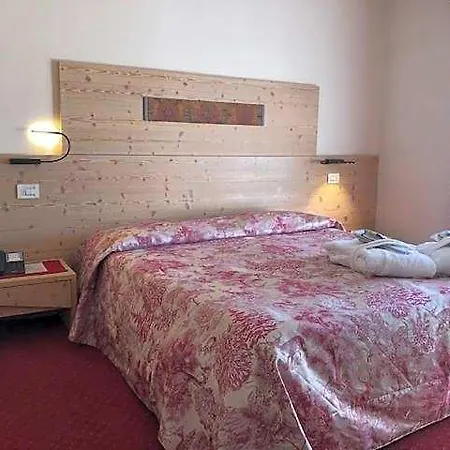 Paradiso 3*