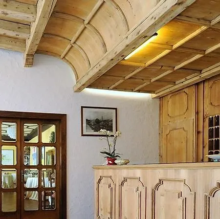 Paradiso Szálloda 3*