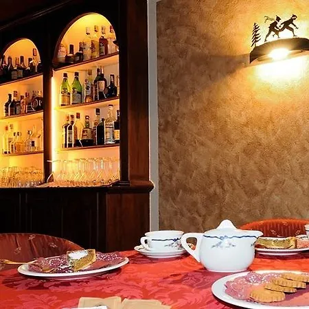Hotel Paradiso