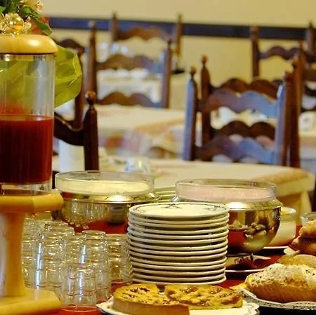 فندق Paradiso 3*