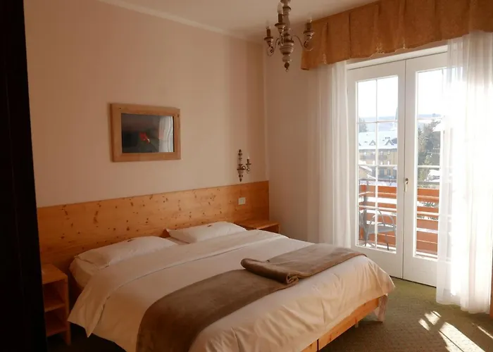 Hotel Paradiso 3*